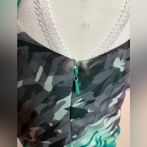 ⭐️ NINE WEST ~ Green & Gray One Shoulder Party Cocktail Dress- size 2 - Picture 8 of 12